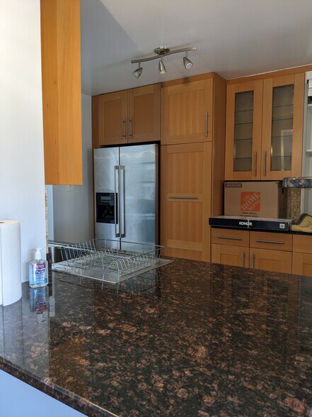 Building Photo - 12702 Veirs Mill Rd