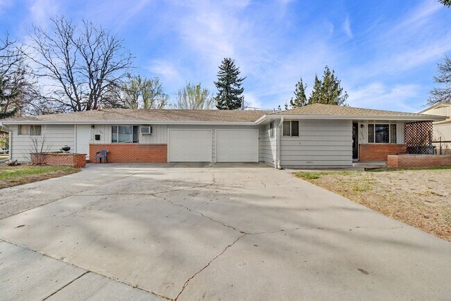 Building Photo - 1714-1716 W 8th St