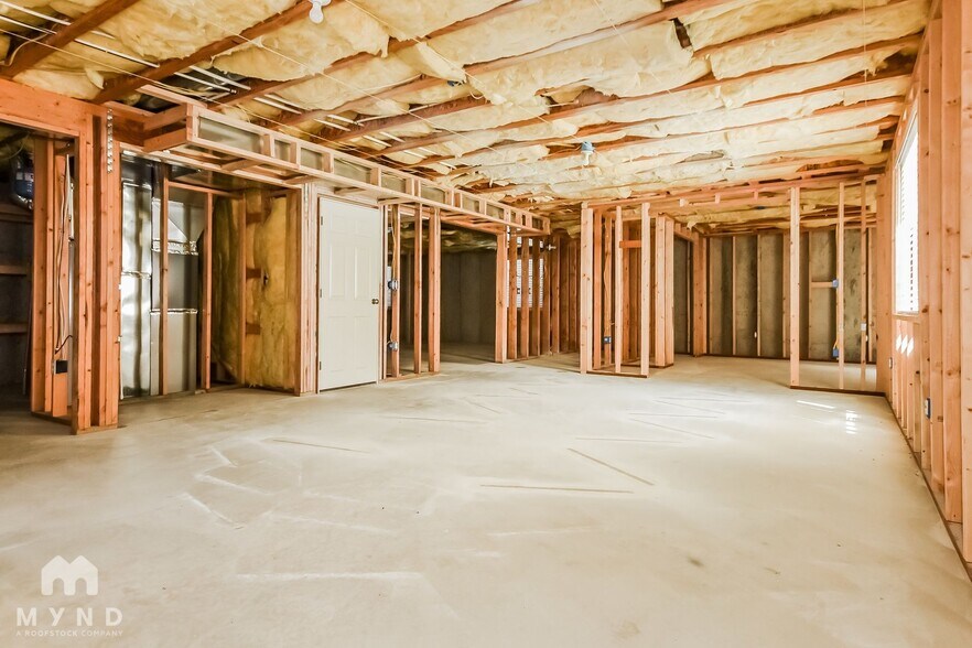 Building Photo - 1404 N 2475 W