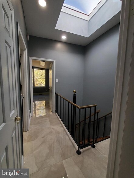 Building Photo - 620 Rodman St