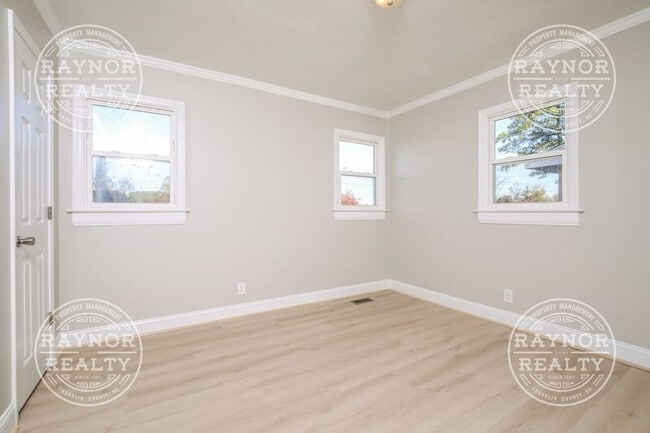 Building Photo - 6637 Speight School Rd