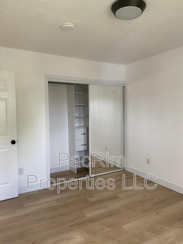 Building Photo - 9021 Lance Cir