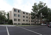 Building Photo - River East-Fairlawn Gardens