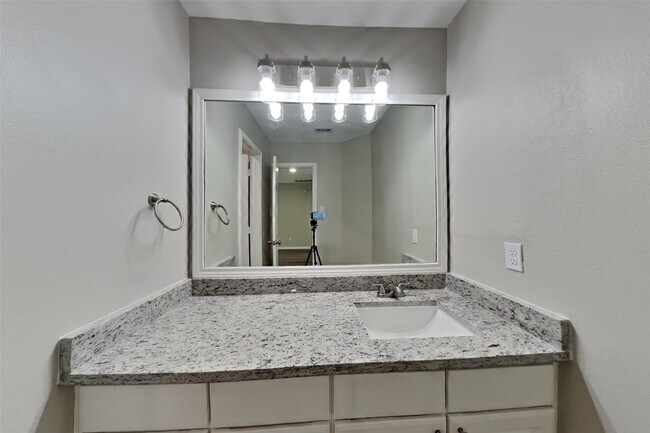 Building Photo - 3131 Zephyr Glen Way