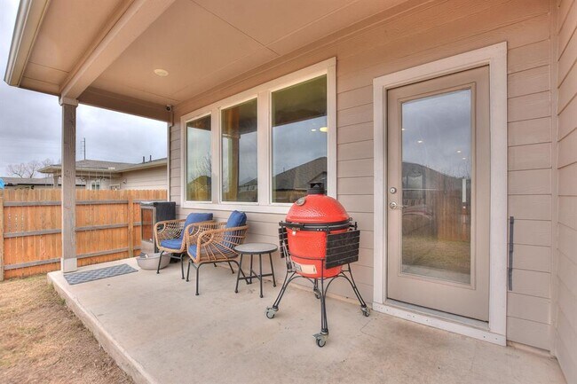 Building Photo - 13709 Bavarian Forest Dr