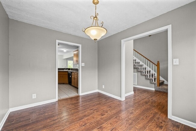 Building Photo - 3838 Aly Sheba Dr