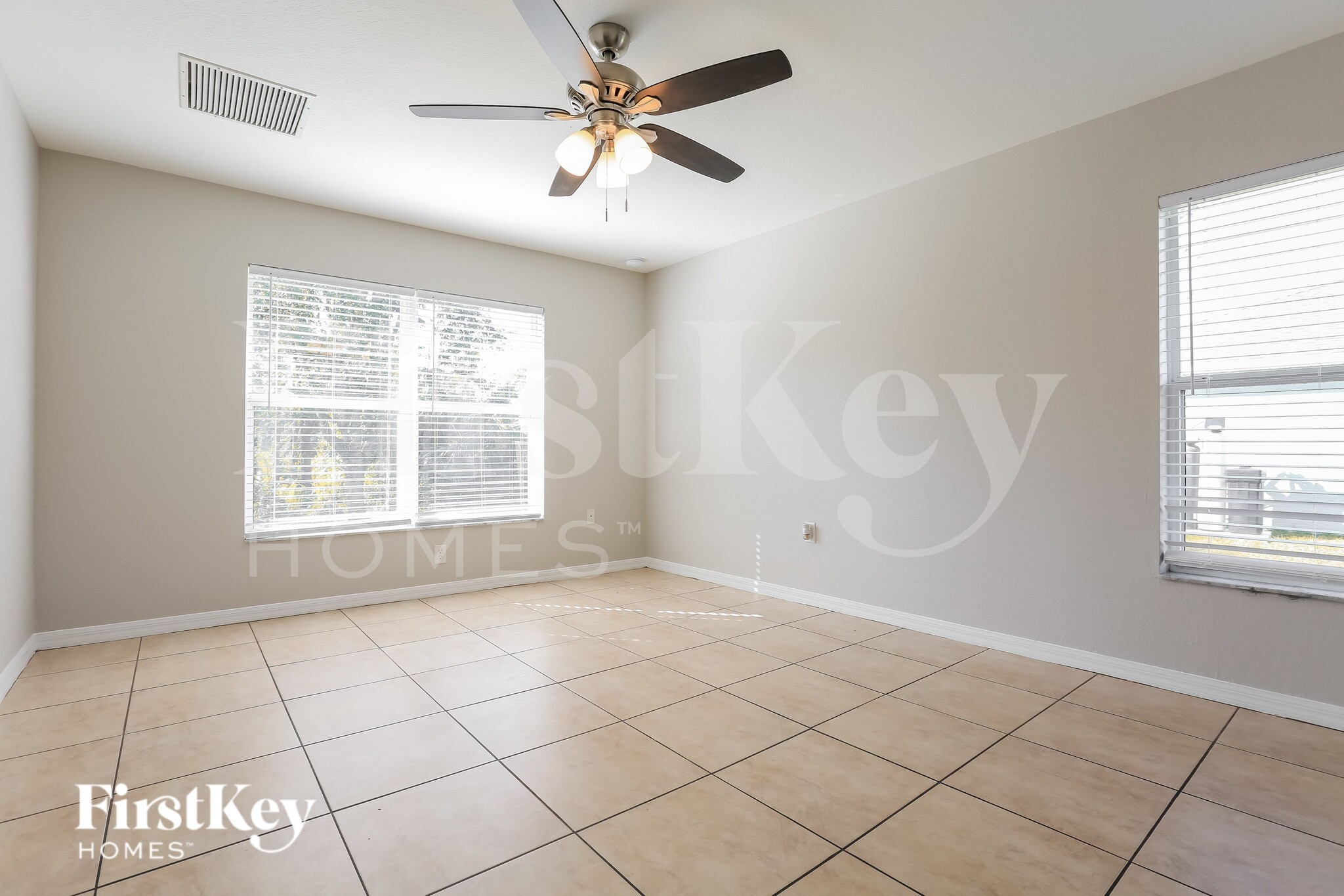 Building Photo - 2925 Silas Ave