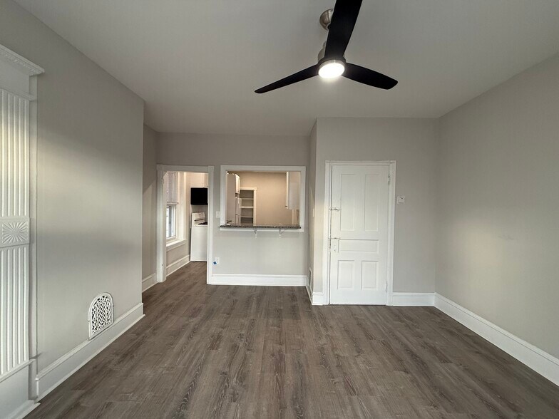 Living Room - 5211 Ridge Ave