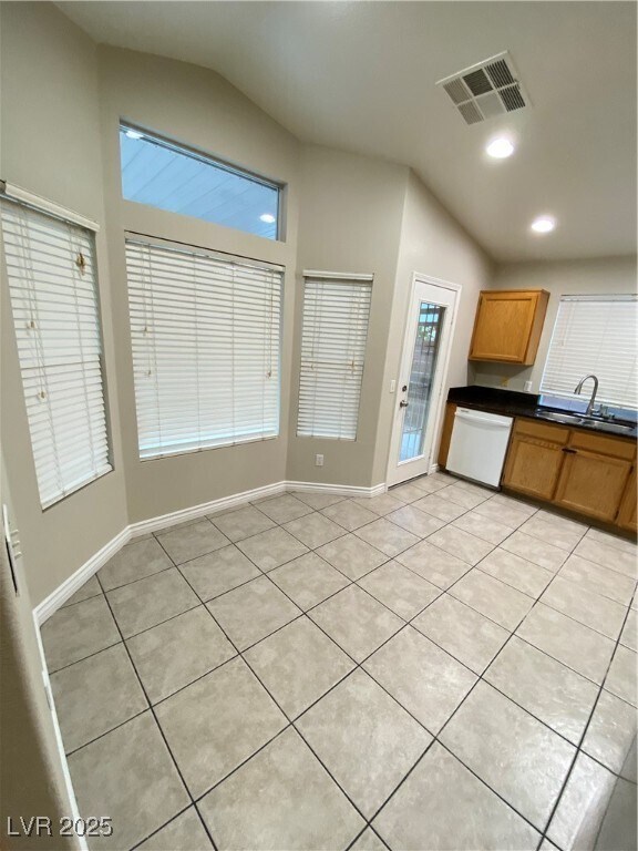 Building Photo - 1837 Navajo Lake Way