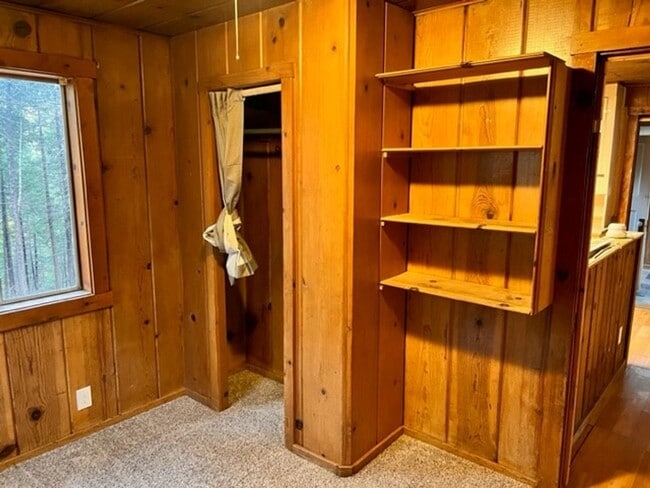 Building Photo - Twain Harte Cabin in the Woods