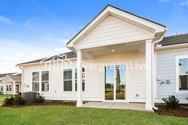 Building Photo - 132 Bloomsbury St