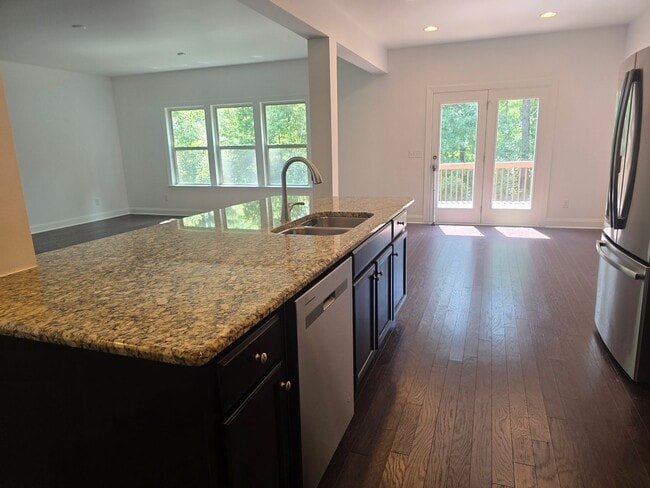 Building Photo - The Parks at Meadowview