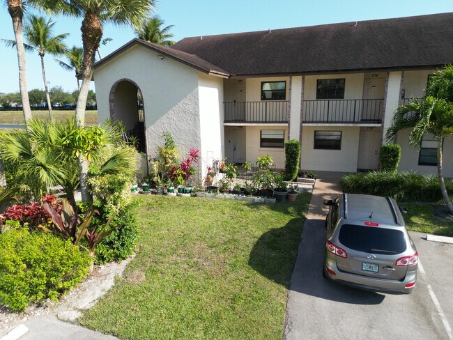 Primary Photo - 23490 SW 57th Ave