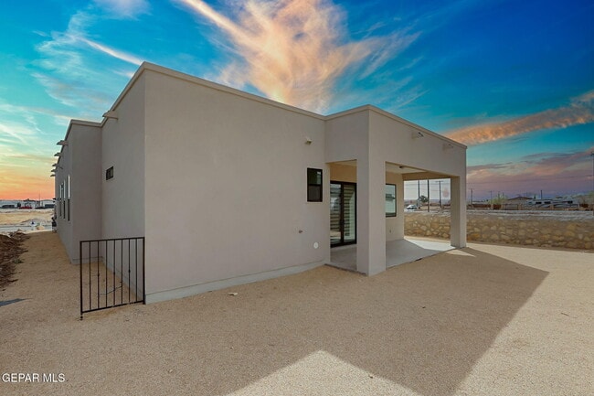 Building Photo - 961 Ada Ln