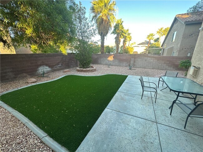 Building Photo - 6678 Starshell Bay Ave