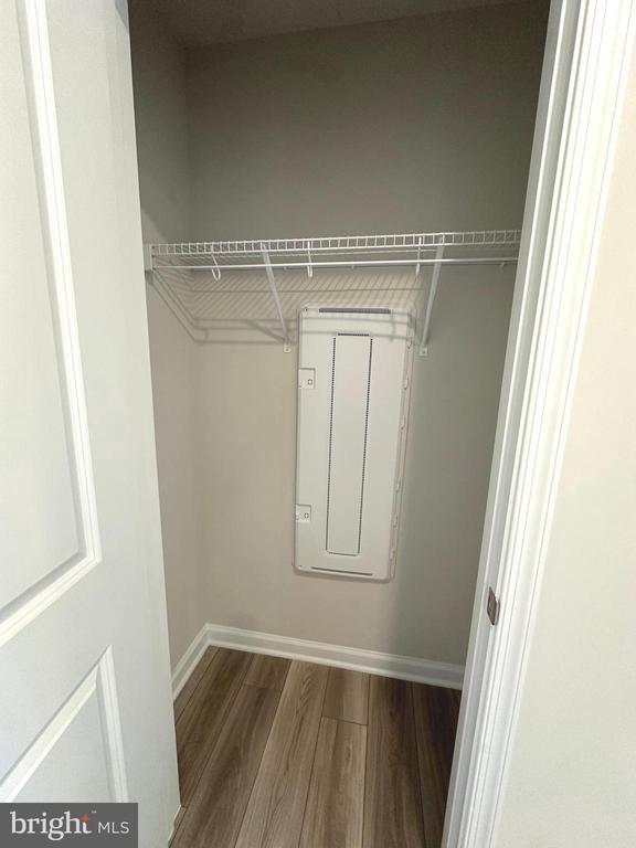 Building Photo - 317 Short Br Dr