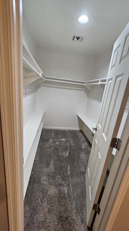 Building Photo - 711 S Roca St