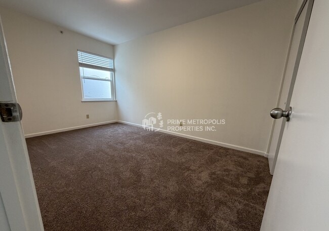 Building Photo - 3830 Fairfax Way