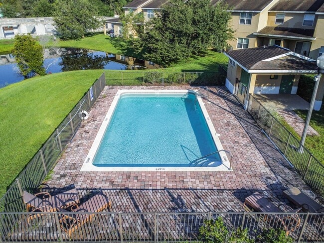Building Photo - 1711 Barton Towne Cir