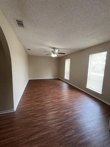 Building Photo - 721 Lindenwood Dr