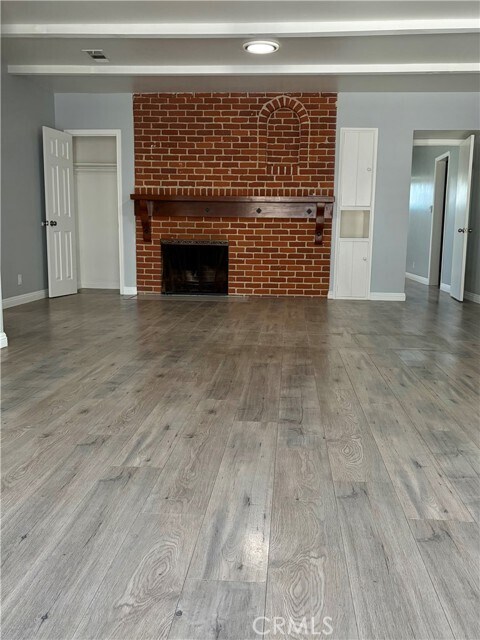 Building Photo - 807 Montecito Dr