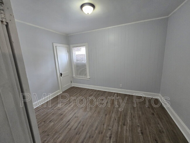 Building Photo - 3895 Dr. William Finlayson St