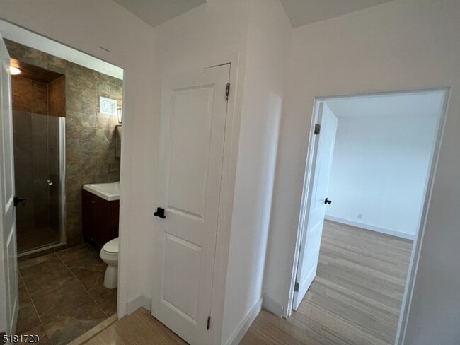 Building Photo - 285 Aycrigg Ave