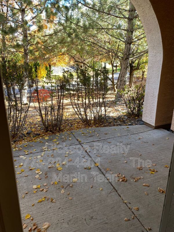 Building Photo - 6280 Ingleston Dr