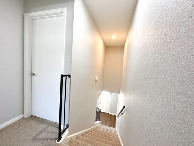 Building Photo - 15314 Gorham Dr