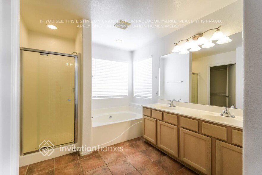 Building Photo - 6991 W Kings Ave