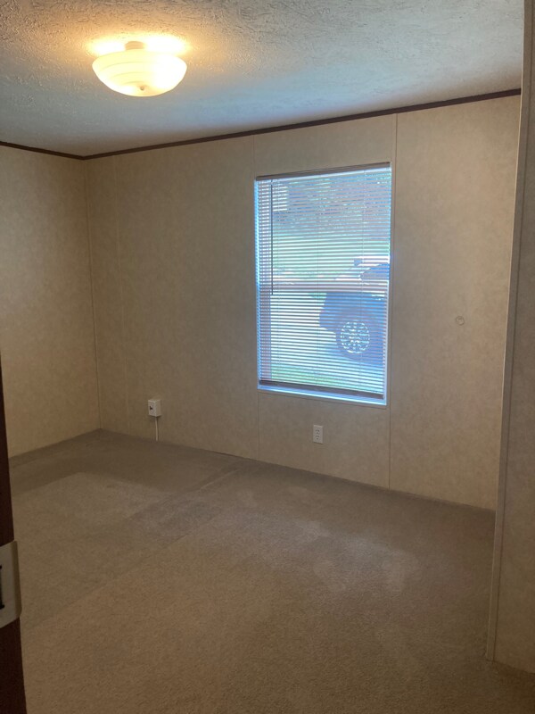 Building Photo - 104 Carlton Ln