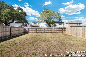 Building Photo - 7333 Yucca Pl