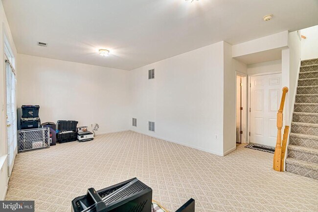 Building Photo - 4147 Presgraves Ct