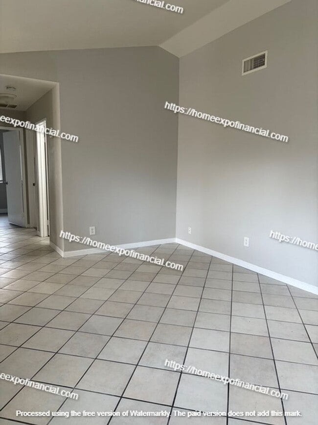 Building Photo - Nice Home For Rent