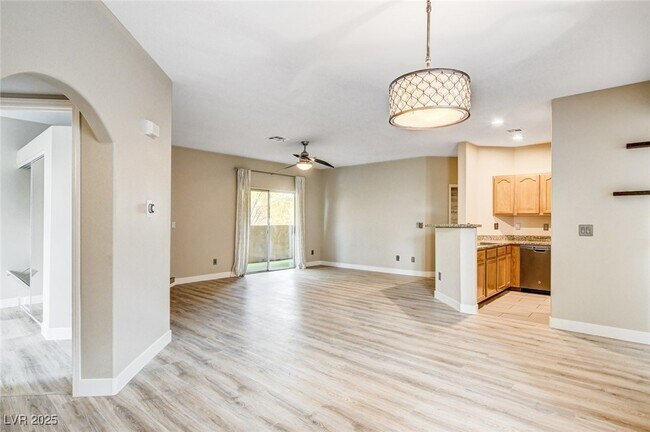 Building Photo - 8729 Red Brook Dr