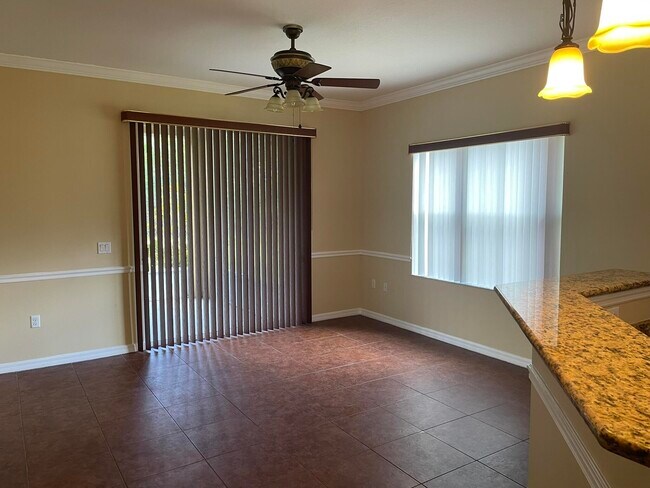 Building Photo - 5079 NW Fiddle Leaf Ct