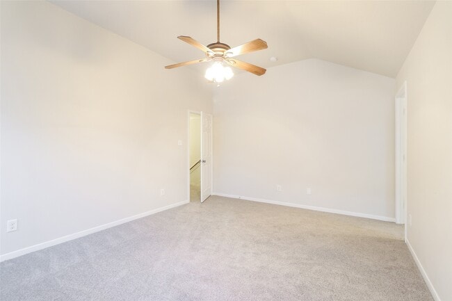 Building Photo - 16700 Foursquare Dr