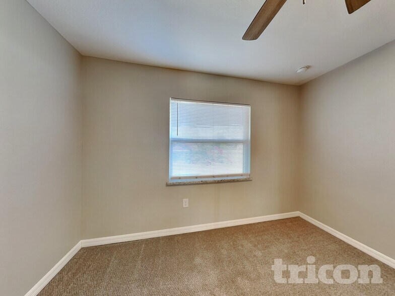 Building Photo - 3632 W Wheeler Rd