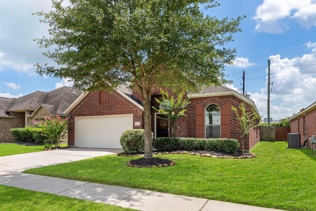 Building Photo - 28519 Lockeridge View Dr