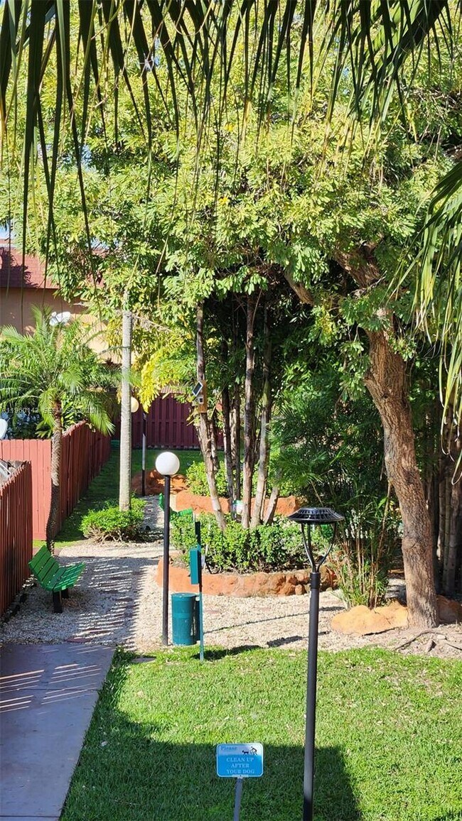 Building Photo - 9970 SW 88th St