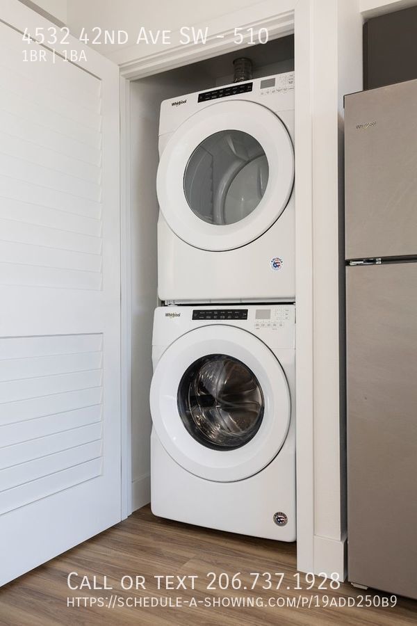 Building Photo - 4532 42nd Ave SW