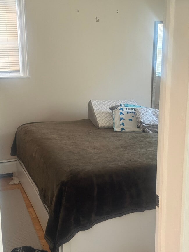 Building Photo - 4076 Grace Ave