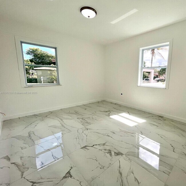 Building Photo - 265 NW 130th St