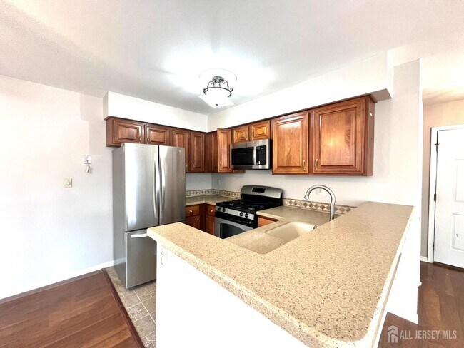 Building Photo - 111 Longfield Ct