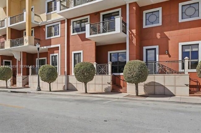 Building Photo - 8390 SW 72nd Ave