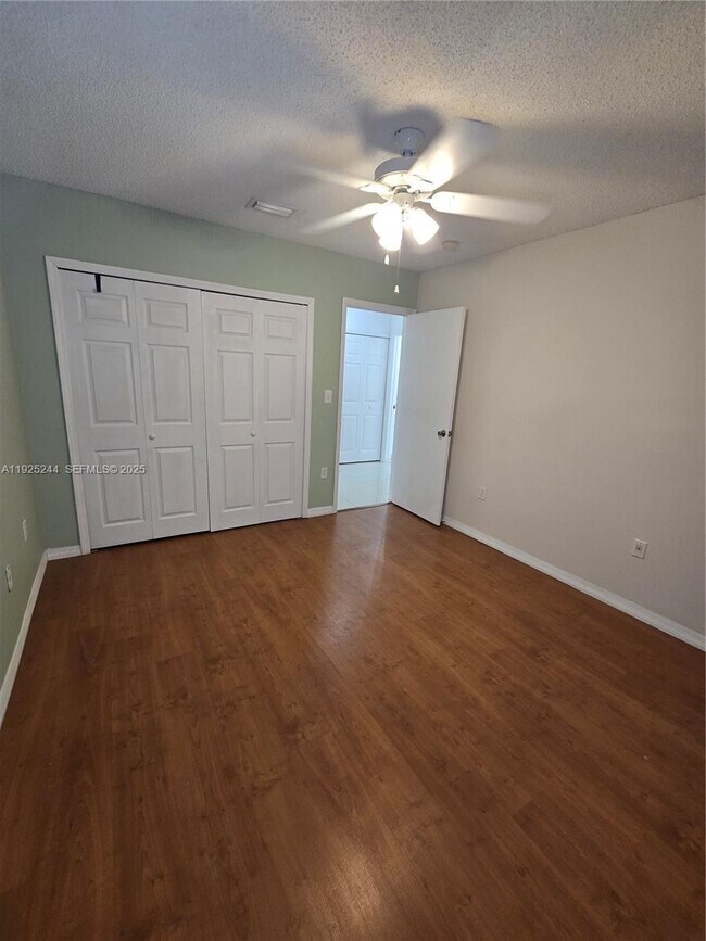 Building Photo - 894 NW 134th Pl