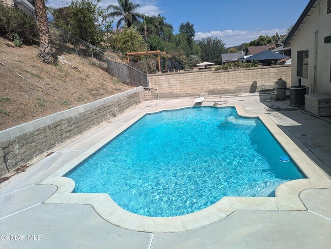 Building Photo - 22949 Sycamore Creek Dr