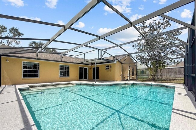 Building Photo - 3131 Colorado Ave