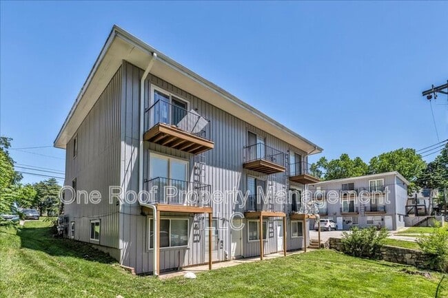 Building Photo - 3117 Barnett Ave