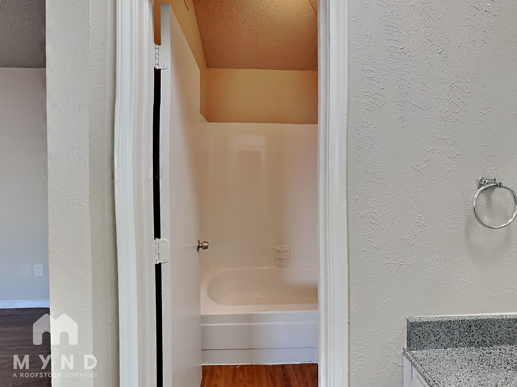 Building Photo - 11837 Garden Terrace Dr